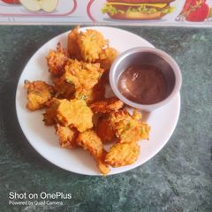 Fulvada (Rice pakoda) A picture of Fulvada (Rice pakoda).