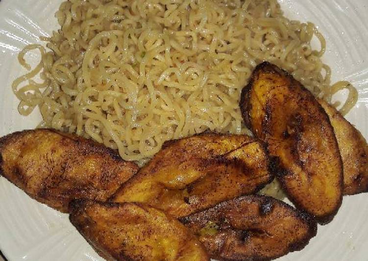 Simple Way to Make Favorite Fried Indomie and Plantain Cooking Basics for Beginners