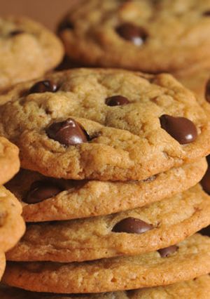 A picture of Nestle toll house dark chocolate chip cookies.