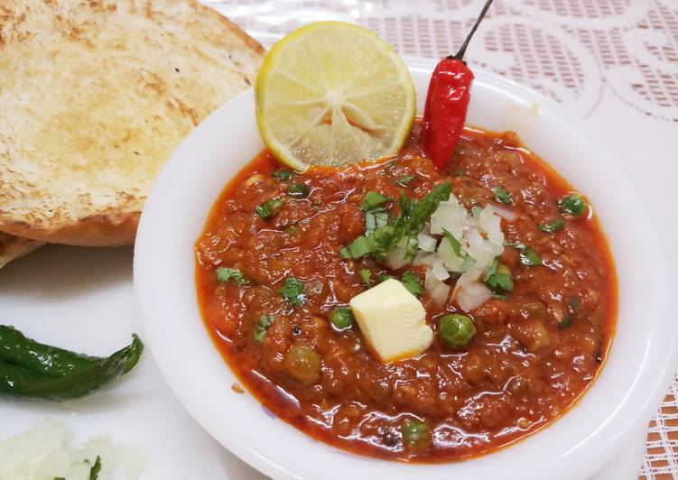 Steps to Make Homemade Pav Bhaji