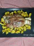 Stinco di maiale con patate rosè