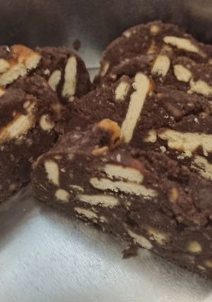 Keksz szalámi :) recept fotója