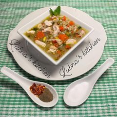 A picture of Chicken & barley soup:.