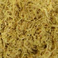 A picture of Serundeng Ayam.