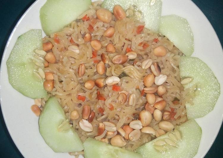Recipe of Favorite Noodles with groundnut and kukunba