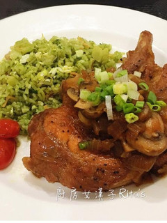 洋蔥蘑菇燒大排 的食譜成品照片