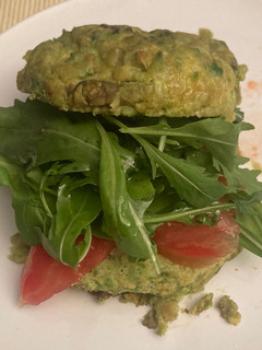 Una foto de Sándwich pan de aguacate