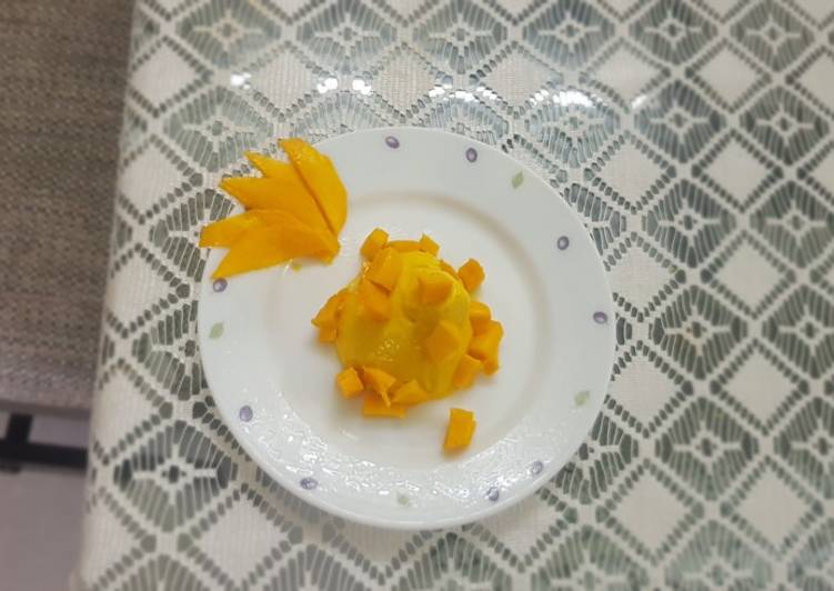 Recipe of Any-night-of-the-week Mango panna cotta