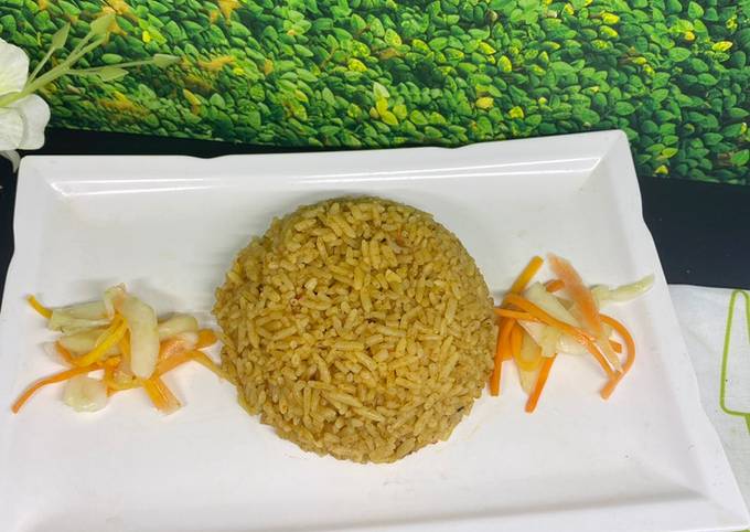 Cara Membuat Nasi Tomat Rice Cooker, Menggugah Selera