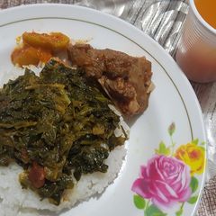 A picture of Kale and spinach.