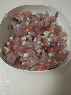 Una foto de Tartar de atún a mi manera