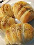 Pancitos rellenos con carne desmechada