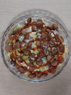 عکسی از دستور سیب زمینی و سوسیس پنیری