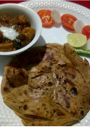 A picture of Lachha Paratha.