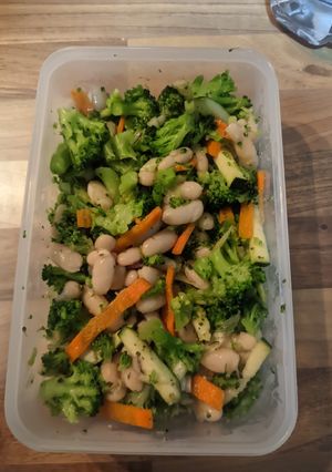 Una foto de Ensalada de Alubias y Brócoli
