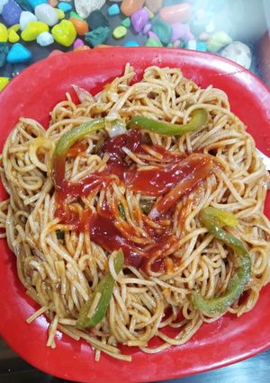 A picture of Noodles.