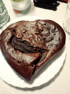 Una foto de Bizcocho de chocolate y mango