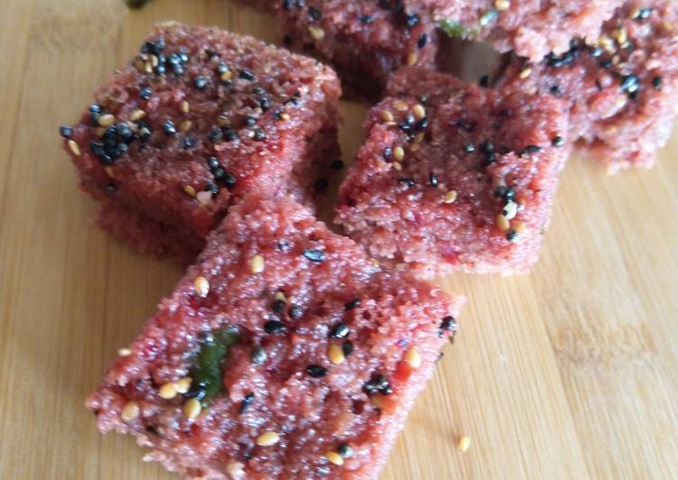 Recipe of Homemade Beetroot Dhokla
