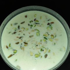 A picture of Rice kheer.
