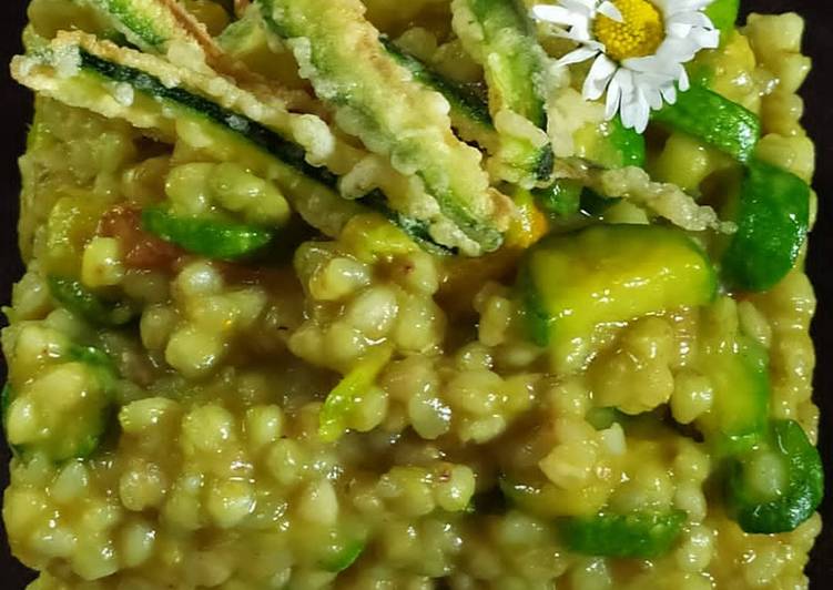 Easiest Way to Prepare Quick Grano saraceno con fiori di zucca e i suoi zucchini in tempura