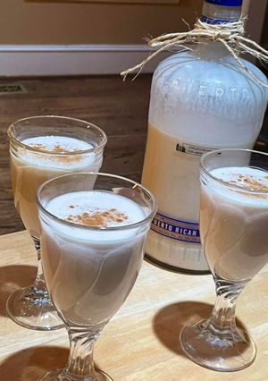 A picture of Coquito Puertoriqueno.