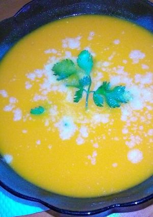 A picture of Easy tomatoes soup.