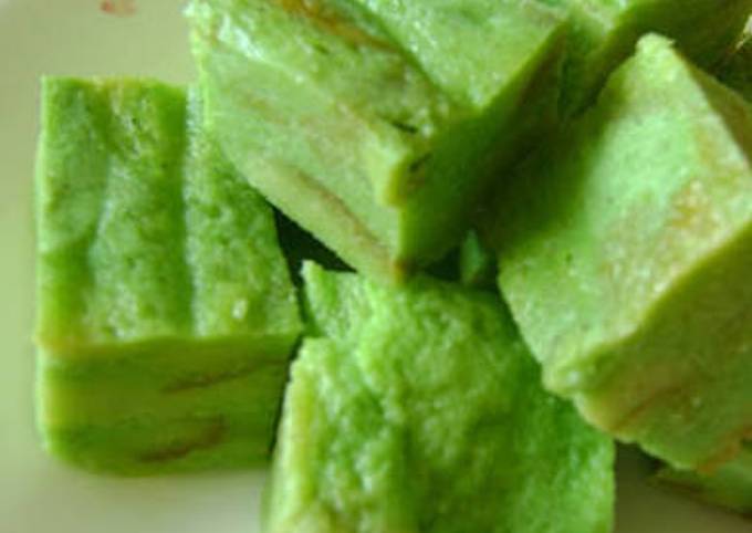 Resep bingka roti pandan kukus yang Enak