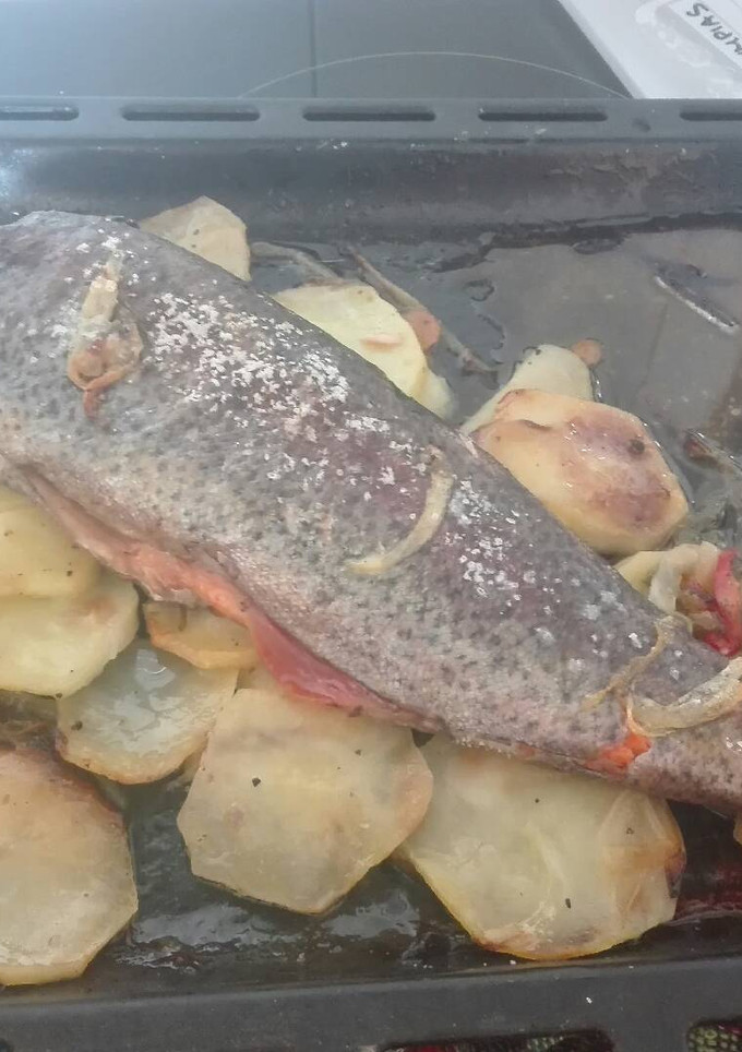 Una foto de Trucha con jamón al horno