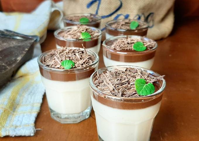 Panna cotta alla zuppa di latte e caffè