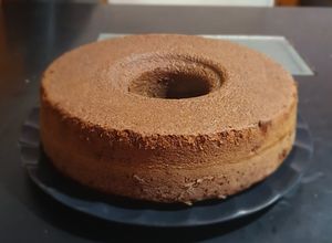 Una foto de Bizcochuelo básico y económico de chocolate Aguila