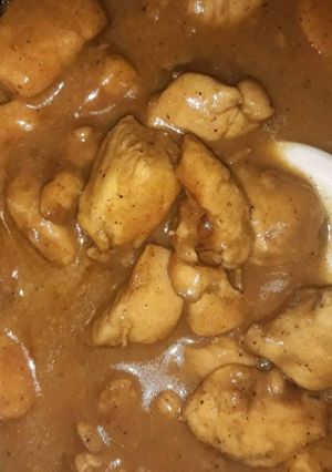 A picture of Spicy Chicken in Coconut milk sauce.