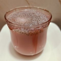 A picture of Rose milk.