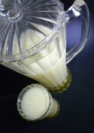 A picture of Pineapple and coconut drink.