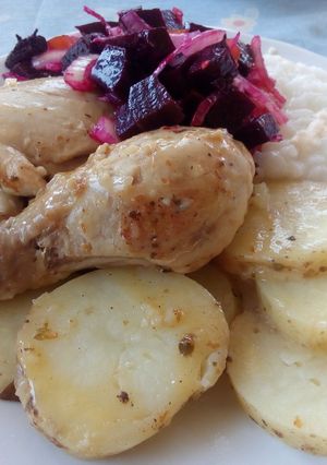 Una foto de Pollo a la essen con papas
