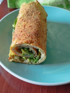 Una foto de Rollitos de pollo con verduras