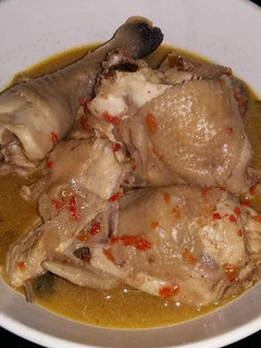 A picture of Chicken pappe soup.