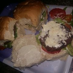 A picture of Beef Burger.