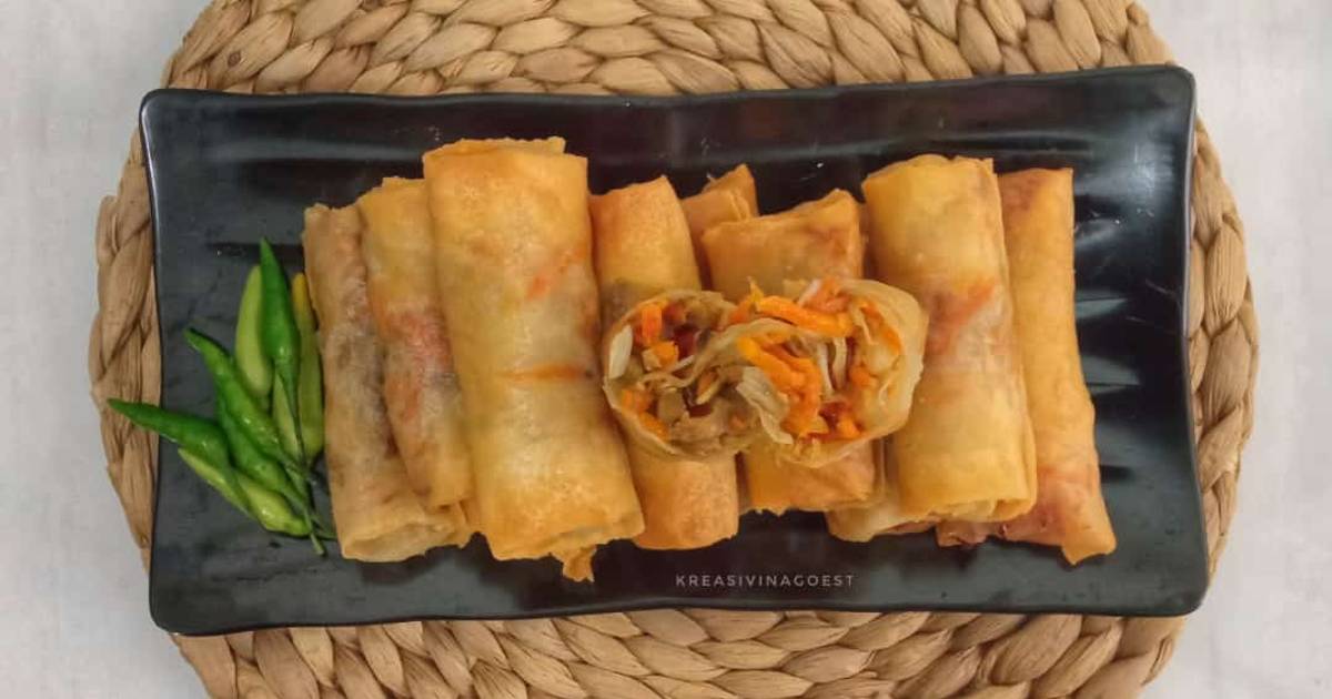 Resep Lumpia isi Daging dan Sayuran oleh kreasivinagoest Cookpad