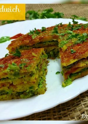 A picture of Chilla Sandwich.
