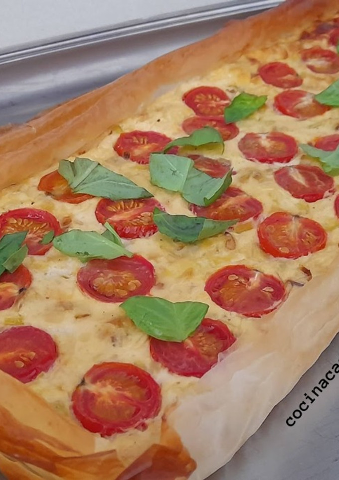 Una foto de Tarta salada de queso en masa brick