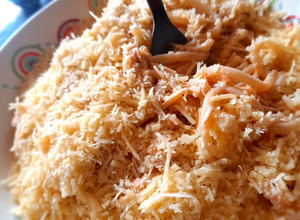 Una foto de Espaguetis con pollo