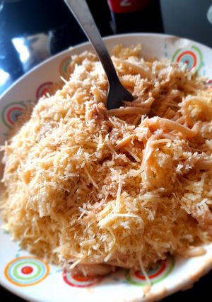 Una foto de Espaguetis con pollo