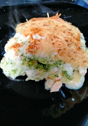 A picture of Salmon, Potato, and Broccoli Gratin.