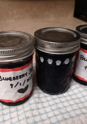 A picture of Blueberry Jam.