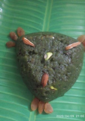 A picture of Green chana halwa.