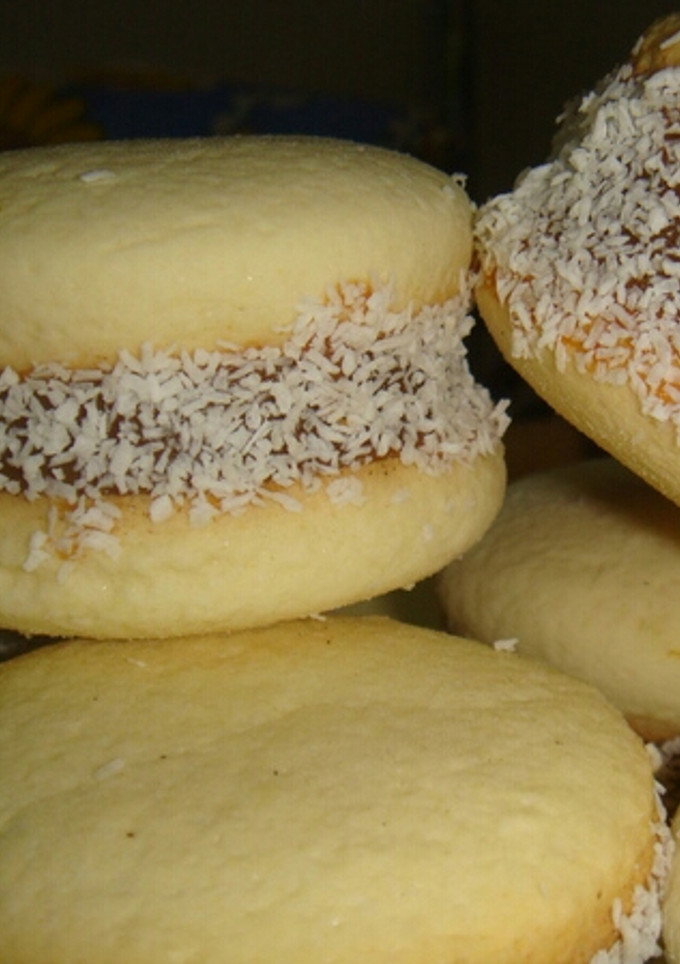 Una foto de Galletas de maizena y almendras