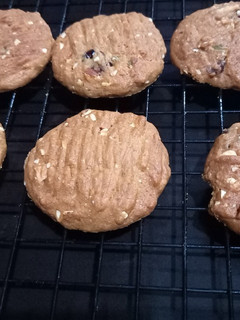 Foto resep Soft almond cranberies cookies