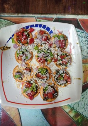 મોનેકો બાઇટ્સ (Monaco Bites Recipe In Gujarati) રેસીપી મુખ્ય ફોટો
