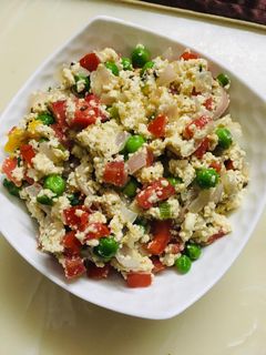 पनीर भुर्जी (paneer bhurji recipe in Hindi) रेसिपी मुख्य फोटो