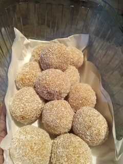 Una foto de Cocadas de bizcocho